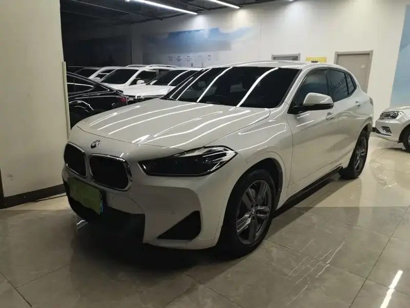 BMW X2, 2022 — фото 1