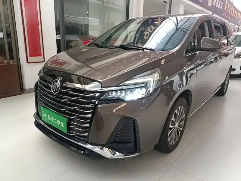 Buick GL8, 2023