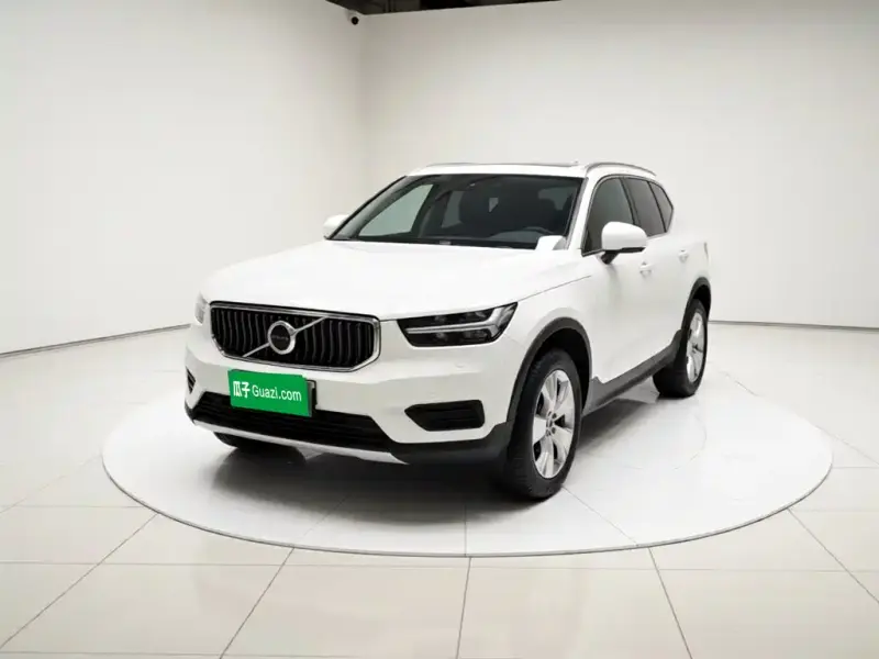 Volvo XC40, 2021
