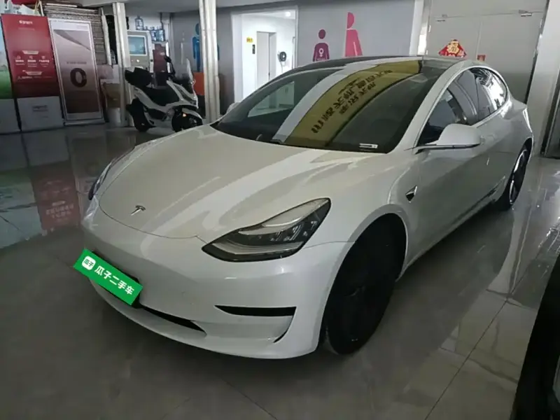 Tesla Model 3, 2020