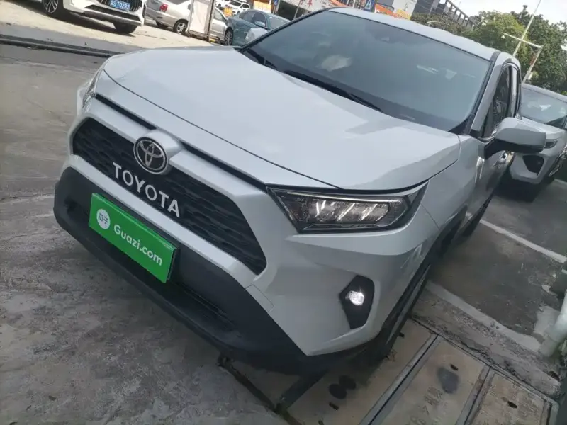 Toyota RAV4, 2024