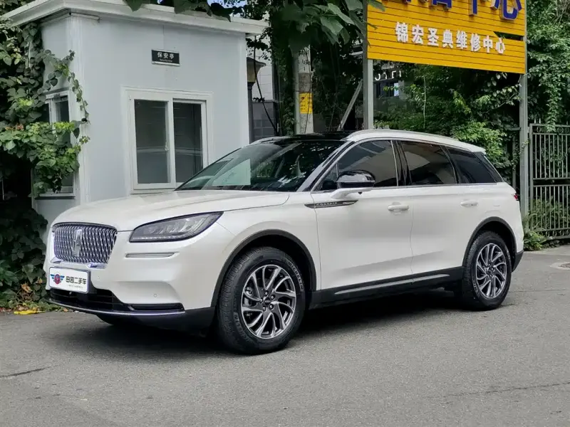 Lincoln Corsair, 2022