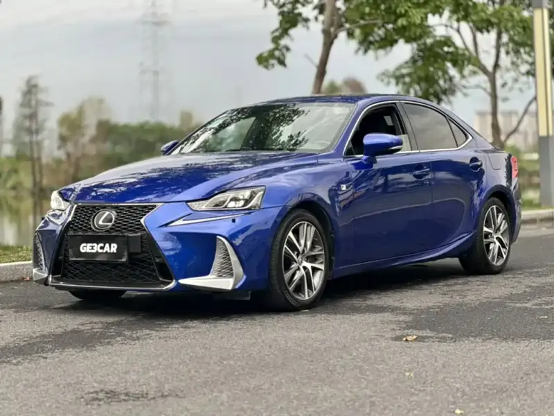 Lexus IS, 2018