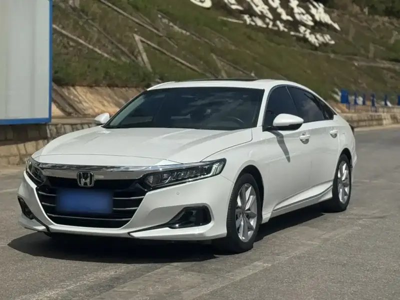 Honda Accord, 2023 — фото 1