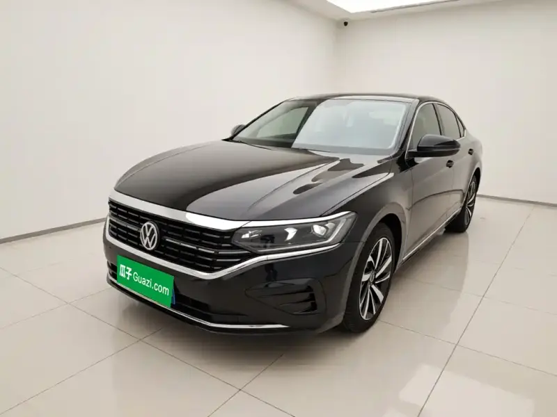 Volkswagen Passat, 2022