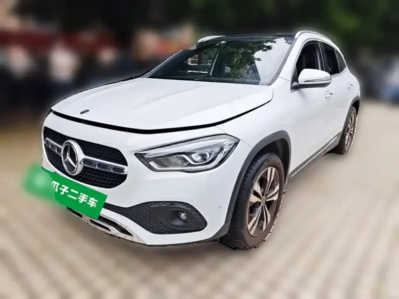 Mercedes-Benz GLA, 2020 — фото 1