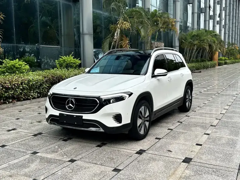 Mercedes-Benz EQB, 2023