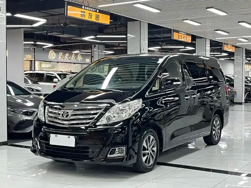 Toyota Alphard, 2011