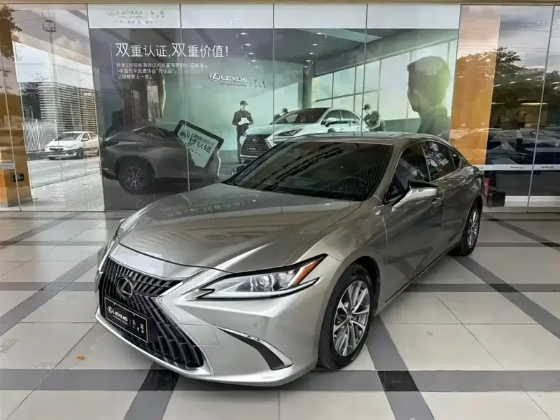 Lexus ES, 2022 — фото 1