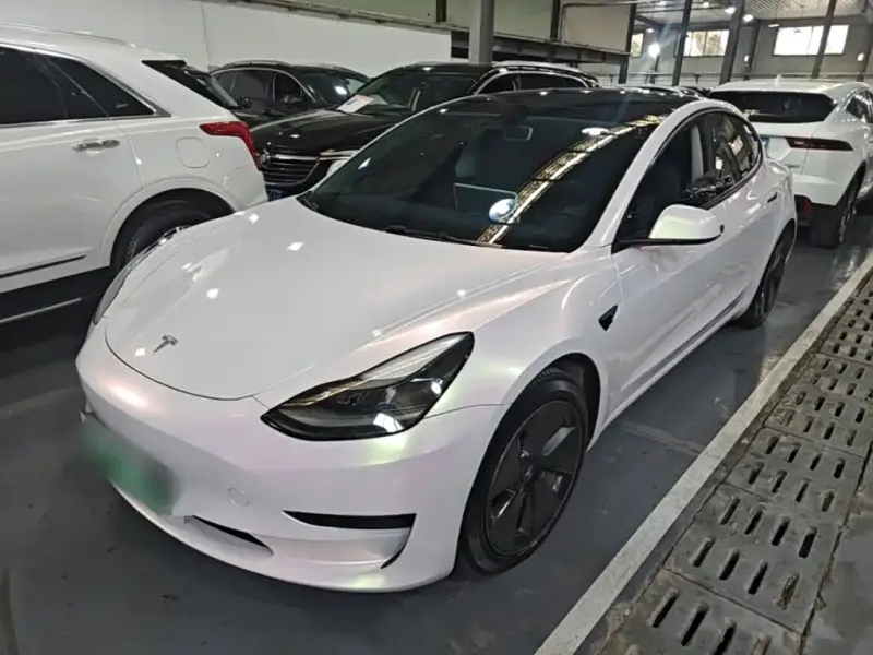 Tesla Model 3, 2023