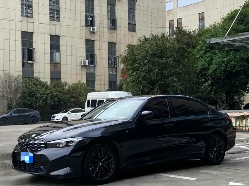 BMW 3 Series, 2023