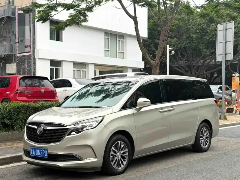 Buick GL8, 2022