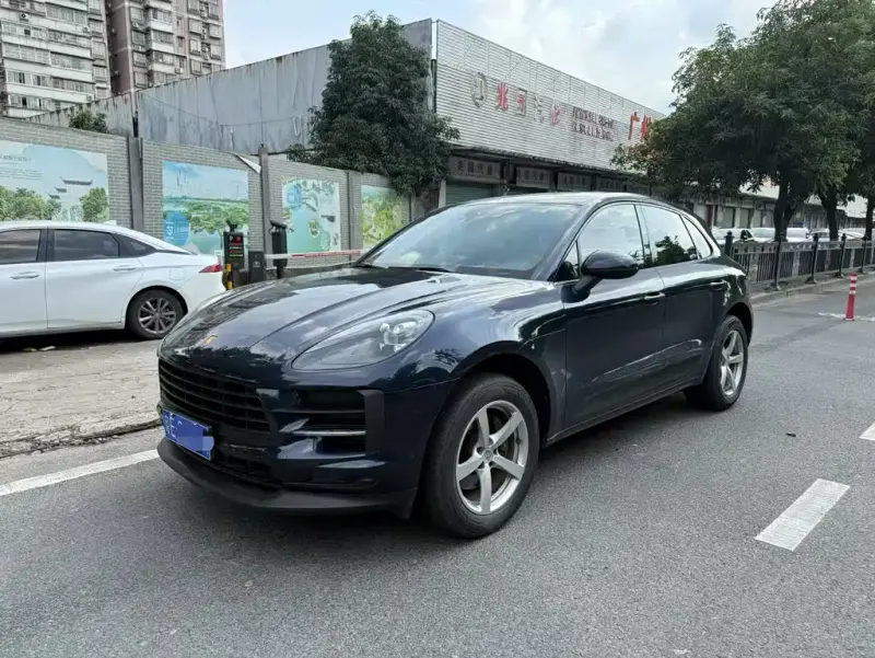 Porsche Macan, 2020