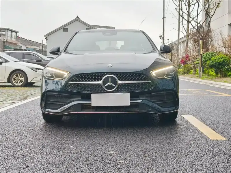 Mercedes-Benz C-Class, 2024