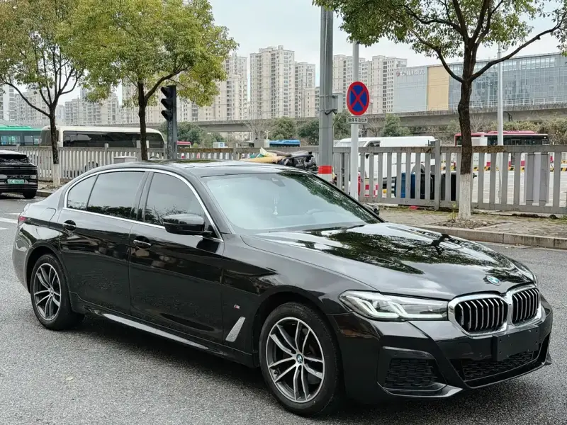 BMW 5 Series, 2023