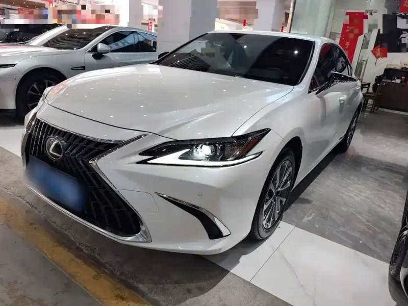 Lexus ES, 2024 — фото 1
