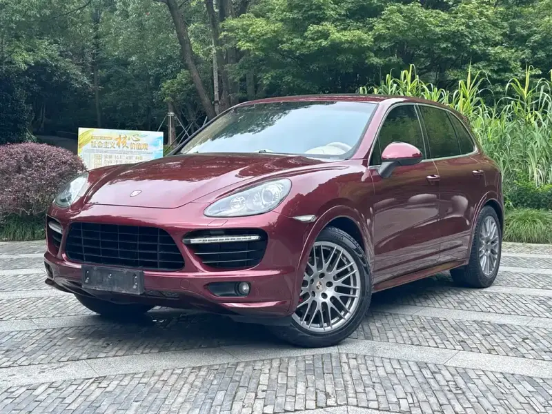 Porsche Cayenne, 2013