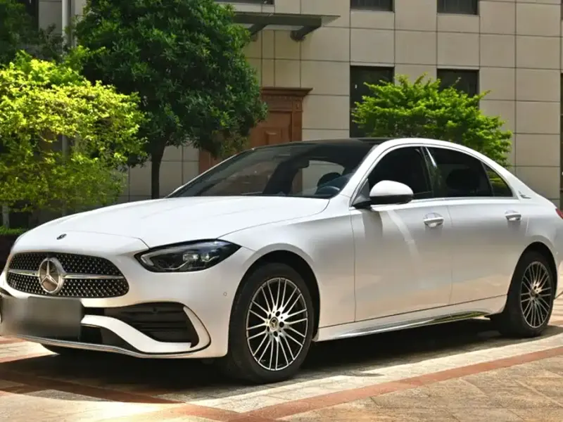 Mercedes-Benz C-Class, 2025