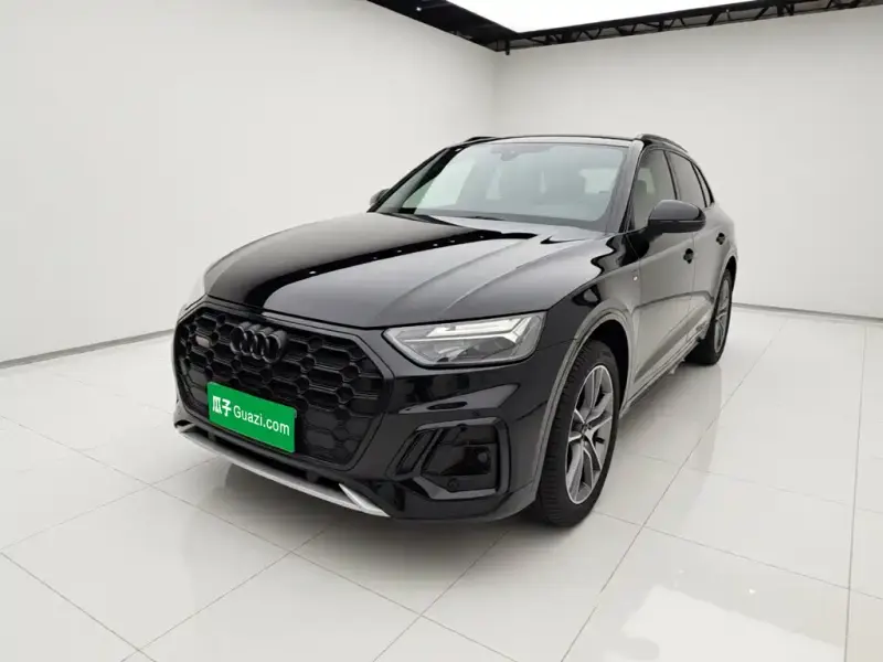 Audi Q5L, 2024
