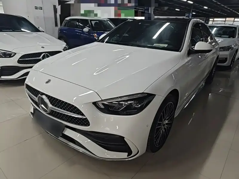 Mercedes-Benz C-Class, 2024
