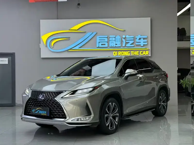 Lexus RX, 2021