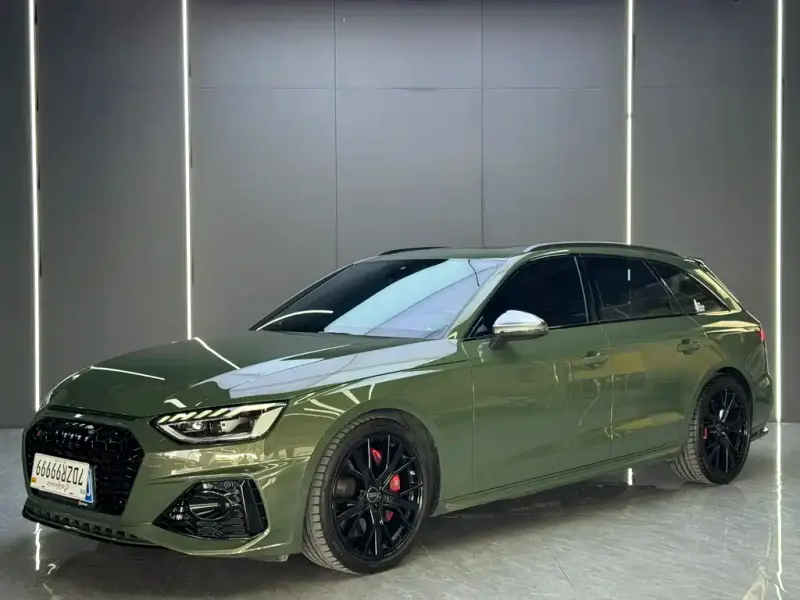 Audi S4, 2024