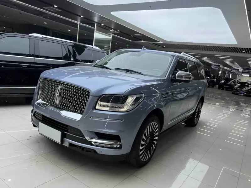 Lincoln Navigator, 2021 — фото 1