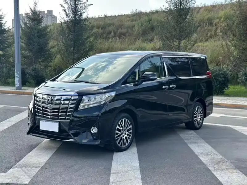 Toyota Alphard, 2017