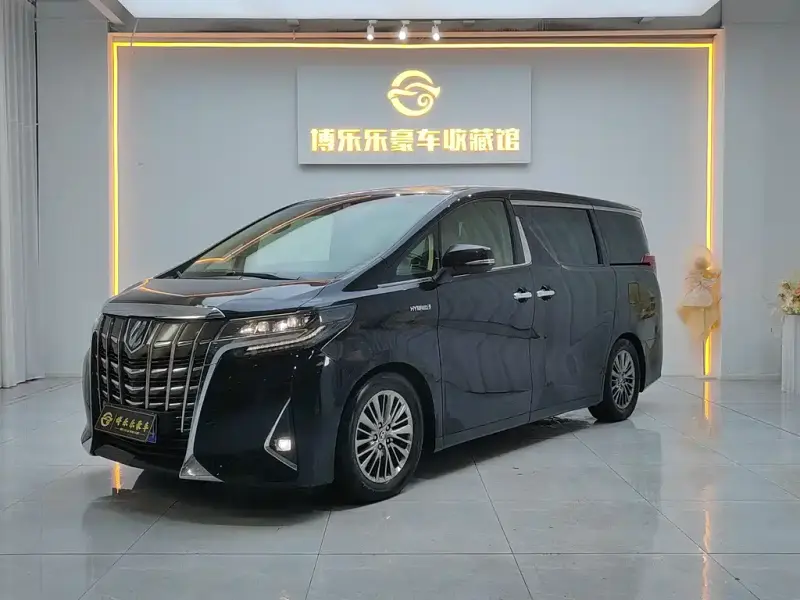 Toyota Alphard, 2022