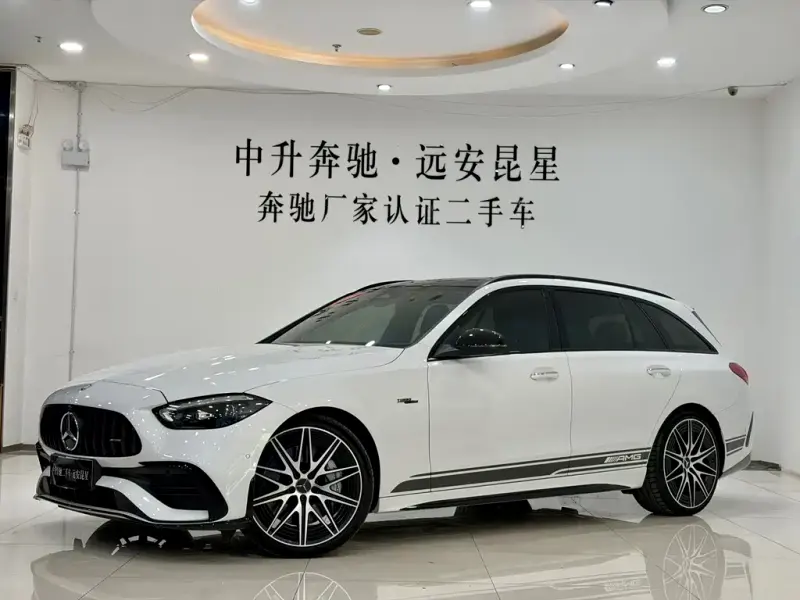Mercedes-Benz C-Class AMG, 2025