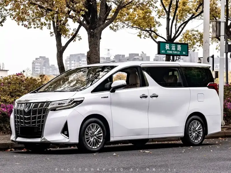 Toyota Alphard, 2020