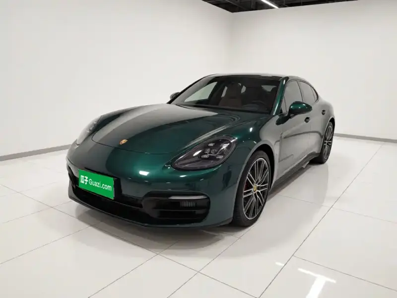 Porsche Panamera, 2022