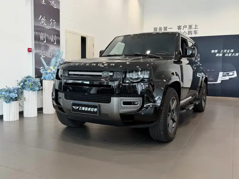 Land Rover Defender, 2024