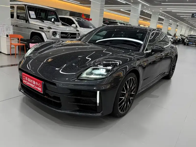 Porsche Panamera, 2024