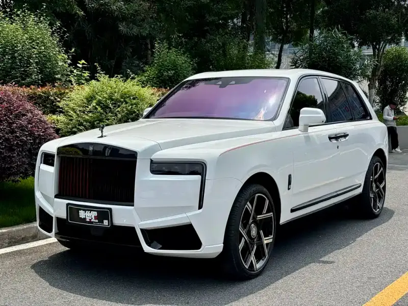 Rolls-Royce Cullinan, 2022