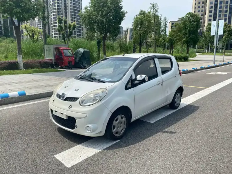 Changan MINI, 2015 — фото 1