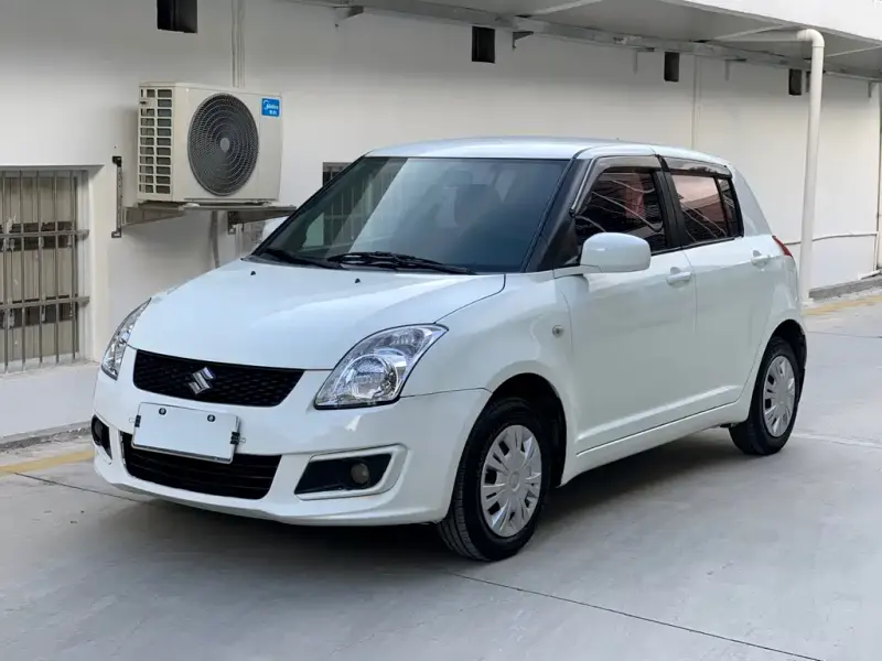 Suzuki Swift, 2015 — фото 1