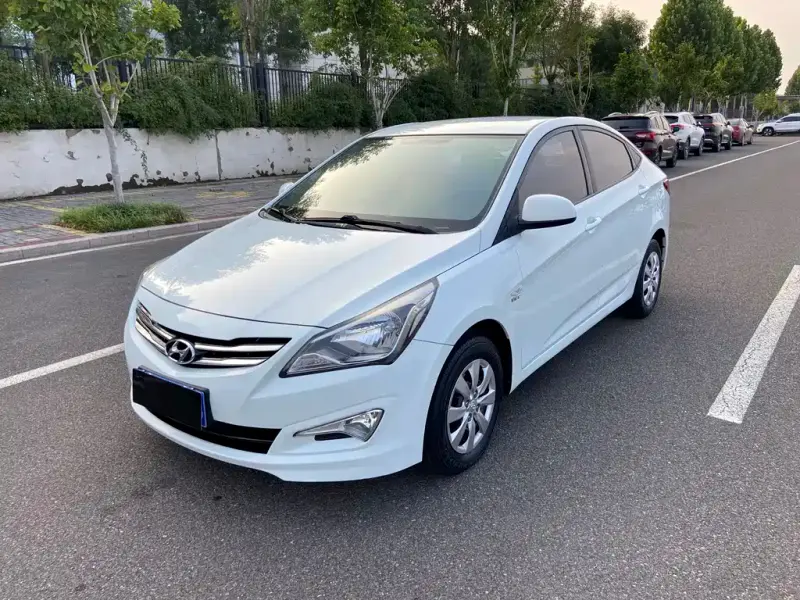 Hyundai Verna, 2014