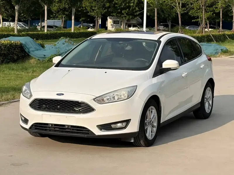 Ford Focus, 2015 — фото 1