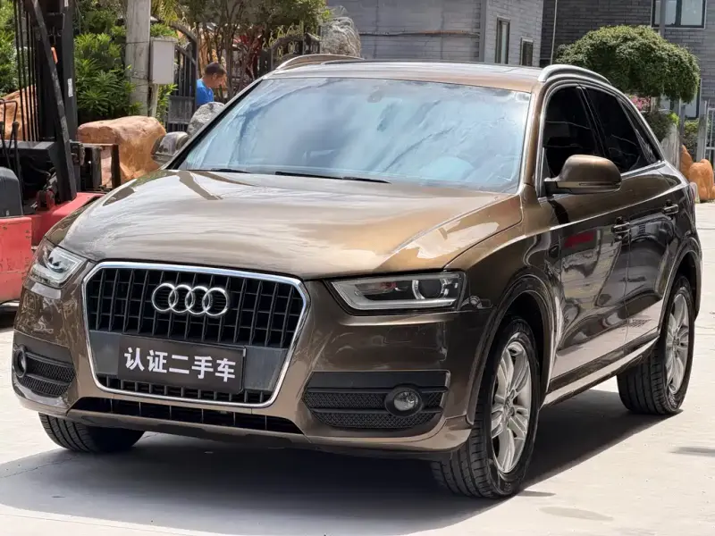 Audi Q3, 2013 — фото 1