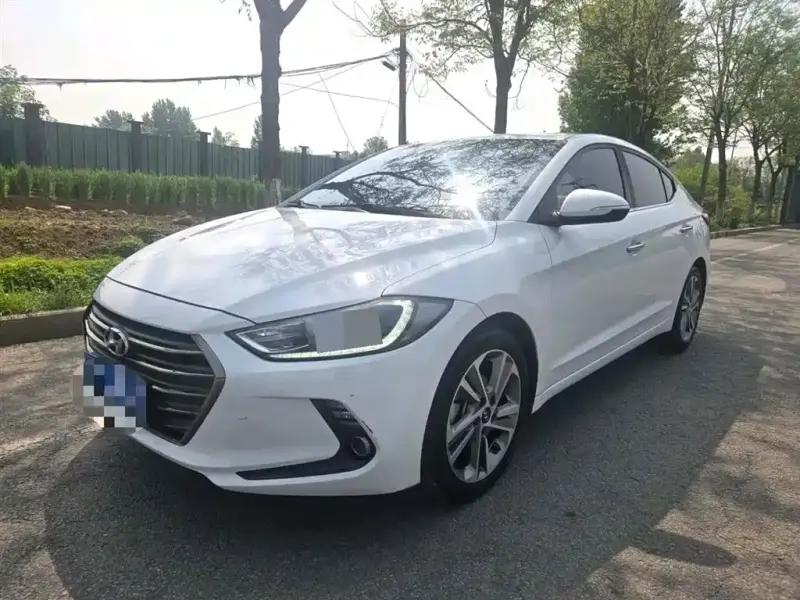Hyundai Elantra, 2019