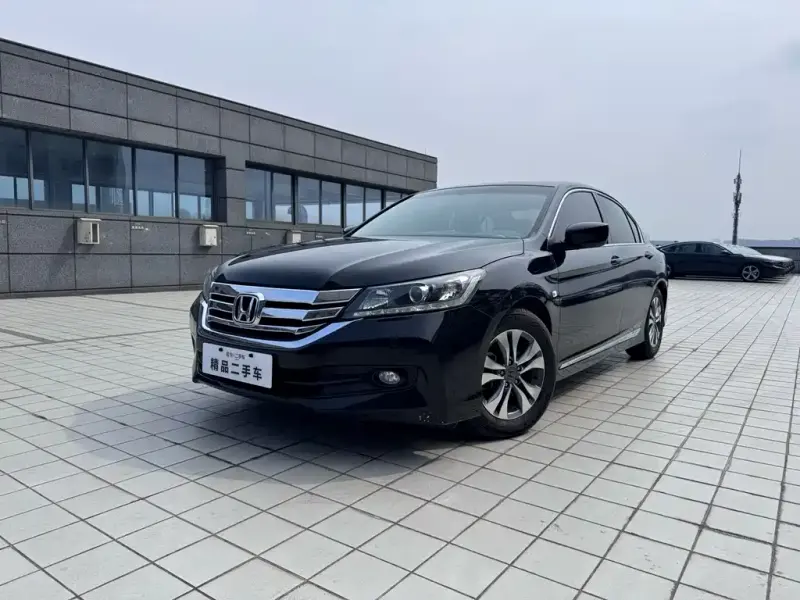 Honda Accord, 2015 — фото 1