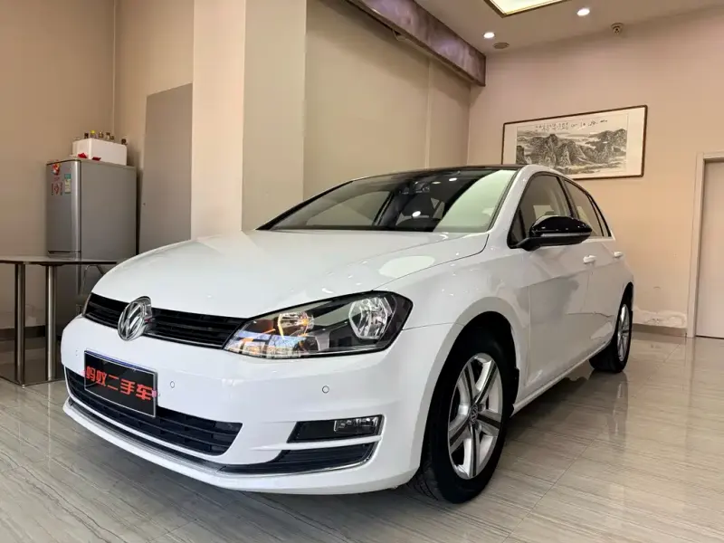Volkswagen Golf, 2017 — фото 1