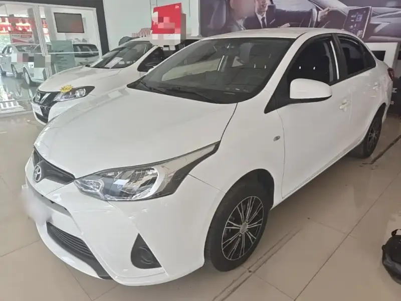 Toyota Yaris L, 2021