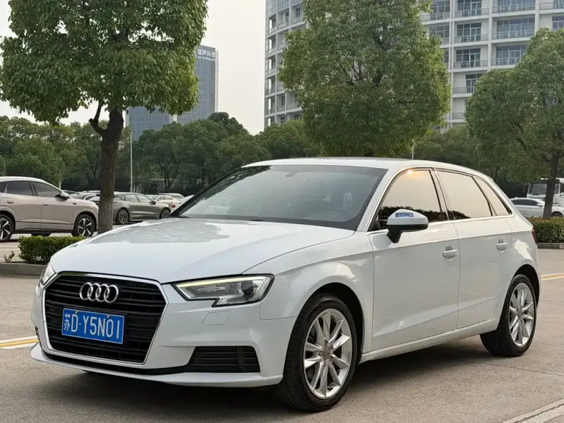 Audi A3, 2017 — фото 1