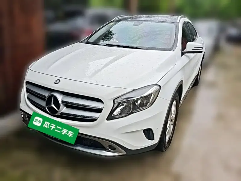 Mercedes-Benz GLA, 2015 — фото 1