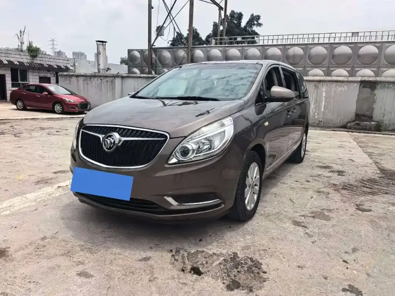 Buick GL8, 2018