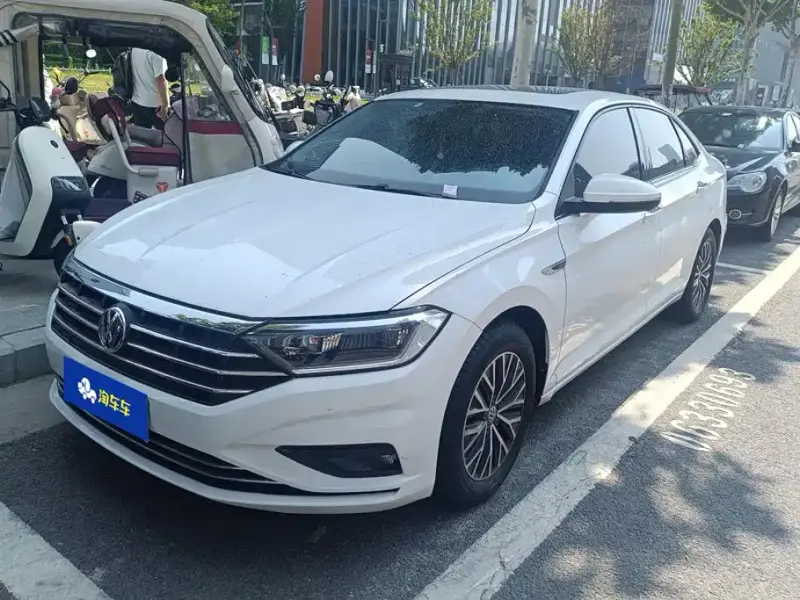Volkswagen Sagitar, 2020