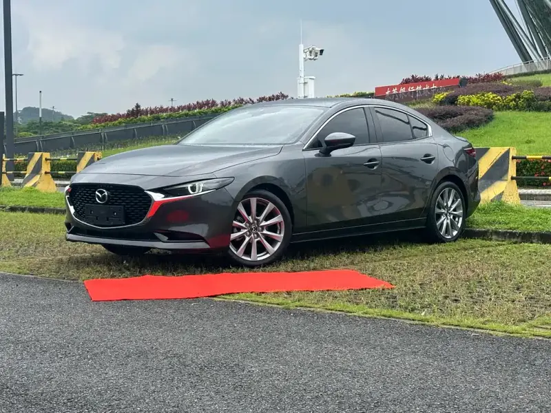 Mazda 3 Axela, 2020