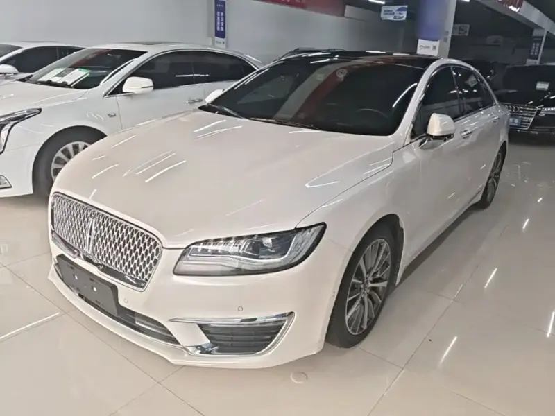 Lincoln MKZ, 2018
